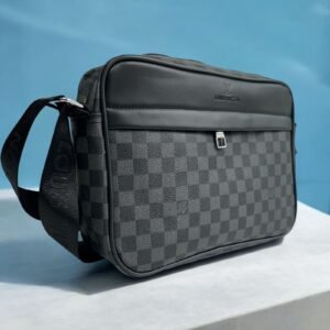 LOUIS VUITTON MENS SIDE BAG